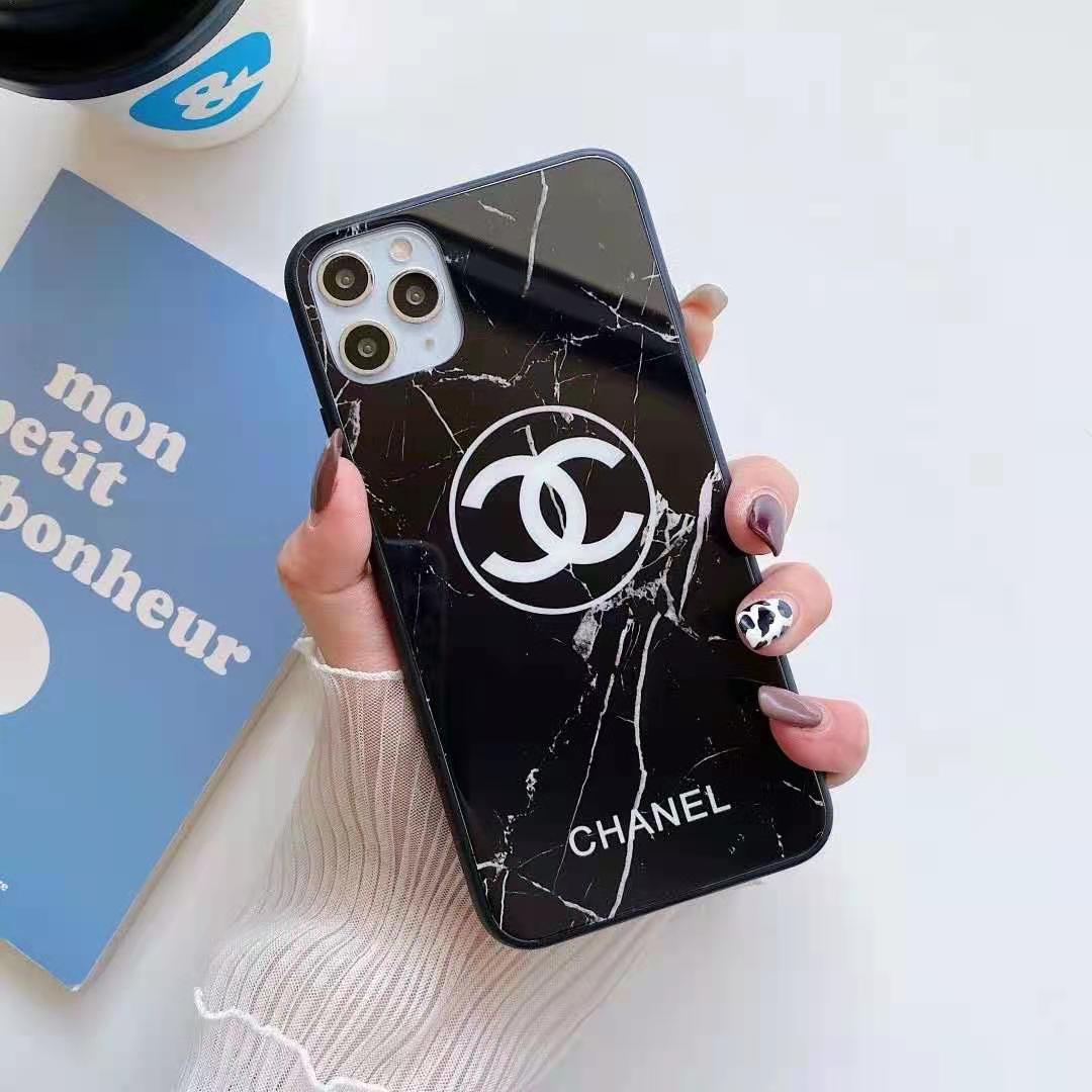 CHANEL アイフォン 12カバー ブランド
