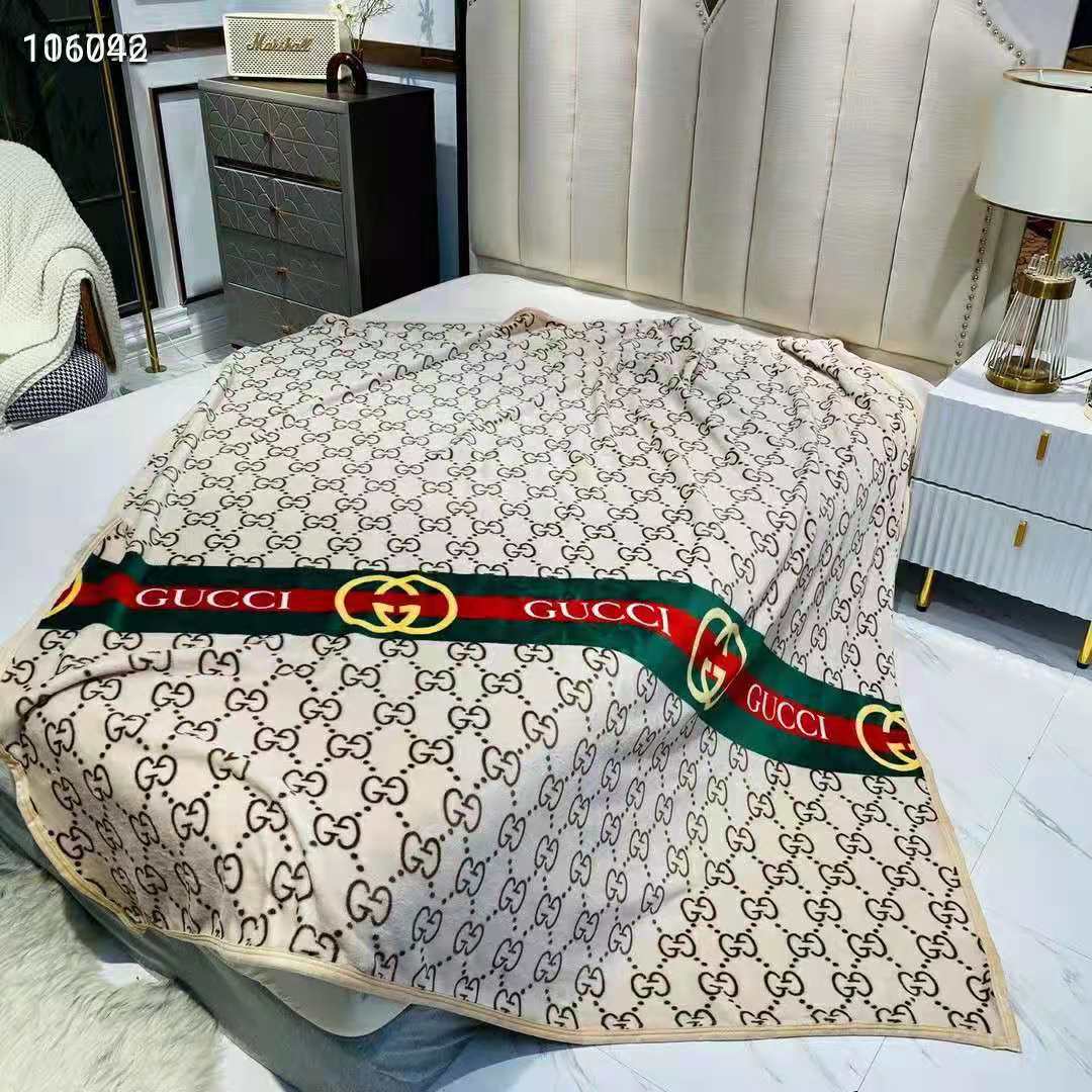 オシャレ GUCCI ブランケット