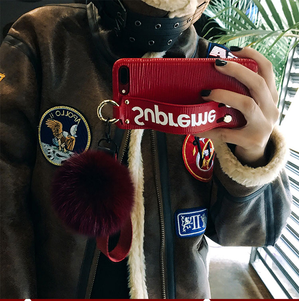 Supreme Iphone Xs Max ケース
