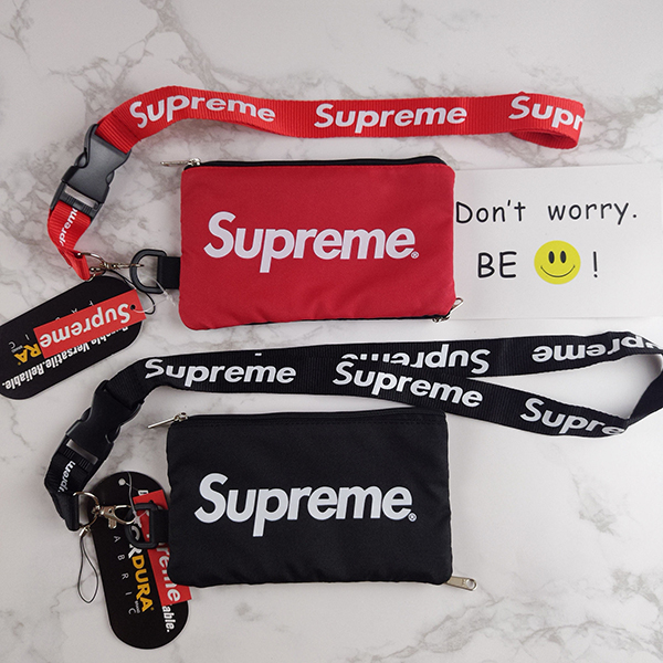 新しいブランド supreme シュプリーム ウォータープルーフケース